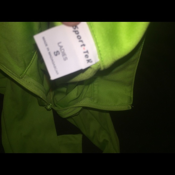 Long Sleeve lime green turtleneck shirt - Picture 3 of 4